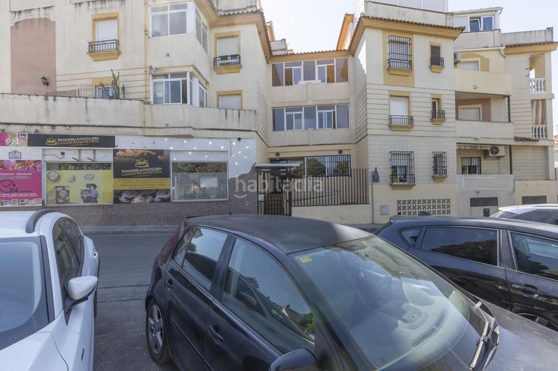 Foto 33ee6e06-b025-44a5-bfce-c4fa053f13af. Pis amb piscina a Gójar