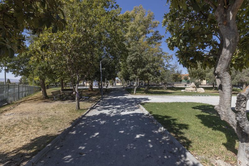 Foto a4804bcc-df7b-4de3-94c5-a48ae5cf9d0f. Pis amb piscina a Gójar