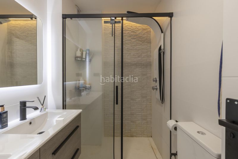 Foto efb5fe67-de1c-4882-8859-70fed4548b39. Pis amb piscina a Gójar