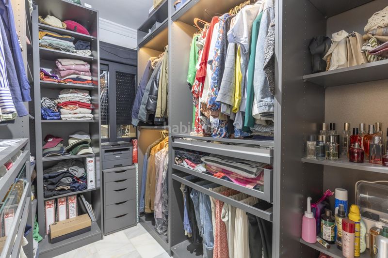 Foto f9776492-5dd9-4003-a48e-9e8fc32b27af. Pis amb piscina a Gójar