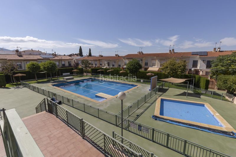 Foto fa7260ea-81bc-4cc6-9461-69faf961e50d. Pis amb piscina a Gójar