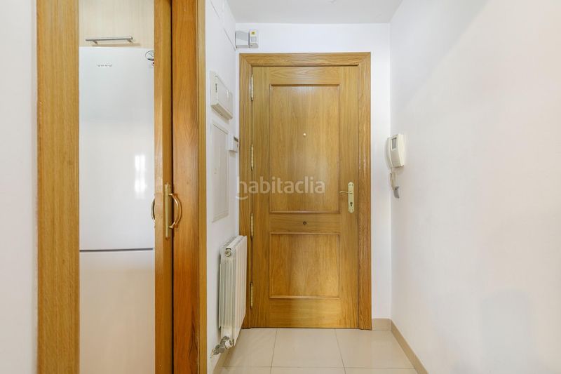 Foto c811cb68-13ea-4939-8a26-3102cf12de99. Pis amb calefacció a Avda. De los Ogíjares Armilla