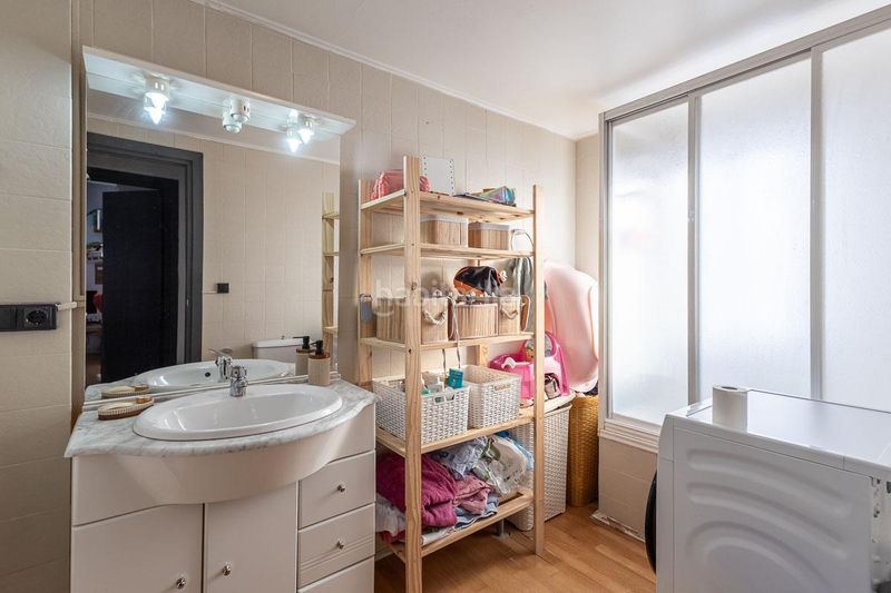 Foto 2edd0817-d4ef-439f-a203-4492a502c9f9. Pis amb aparcament a Atarfe