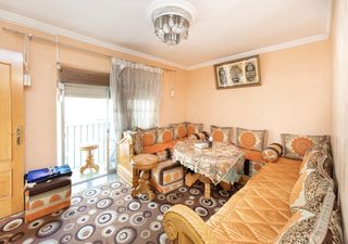 Pis a Avenida de Dílar