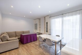 Etagenwohnung  Avenida circunvalación. Descubre este impresionante piso ubicado en la prestigiosa urban