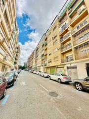 Miete Autoparkplatz  Calle maría luisa de dios. Disponibilidad inmediata plaza de garaje  doble en calle maria l