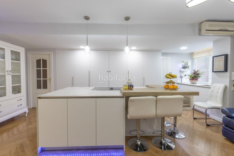 Foto ad0b9454-5316-4976-8069-5de29a488197. Pis amb calefacció a Barrio de Zaidín Granada