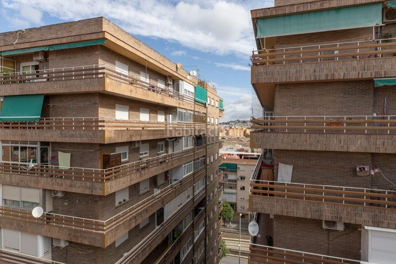 Foto eea7e728-edf5-4318-81f7-960302906300. Pis amb calefacció a Barrio de Zaidín Granada