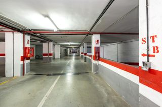 Aparcament cotxe  Calle morena. Comoda plaza de garaje en villarejo, junto camino de ronda, cerc