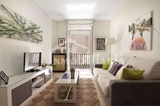 Miete Appartement  Calle piedra santa. Disponible apartamento de una habitación en pleno centro de gran
