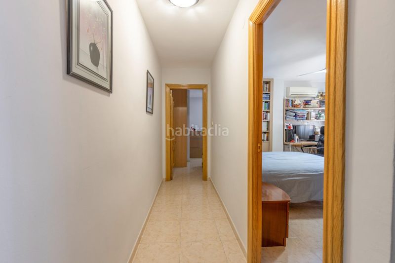 Foto 403f6a6e-704d-4b5f-b364-793de8dadefc. Pis amb calefacció a Barrio de Zaidín Granada