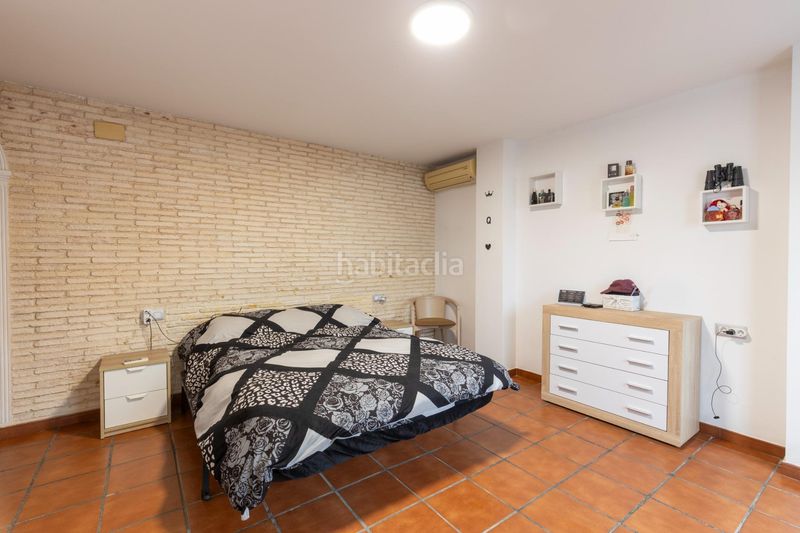Foto 5ab5007f-c6c8-449d-9969-b26d83d0240f. Casa adossada amb calefacció aparcament piscina a Ogíjares