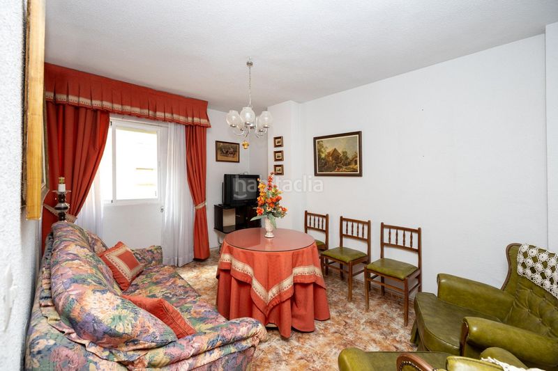 Foto a9a8730a-f2ac-4b08-8730-d3a81d5d594b. Pis a Cervantes Granada