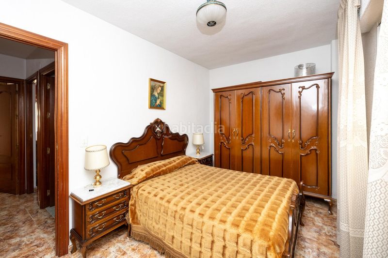 Foto b35aff76-b4d6-424d-83a3-c3df08885036. Pis a Cervantes Granada