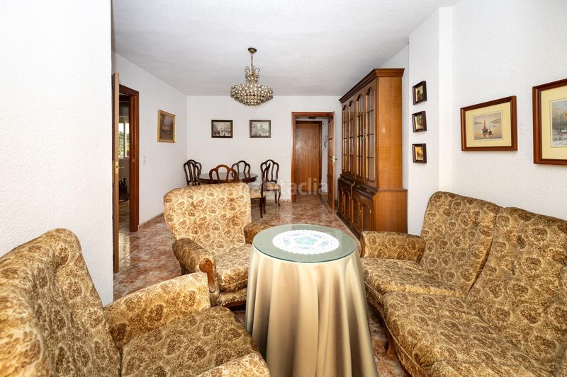 Foto e8e71d7b-30e1-4cfb-9e52-4968e5f581e4. Pis a Cervantes Granada