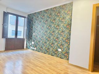 Location Appartement  Calle puentezuelas. Disponibilidad inmediata piso sin muebles de dos habitaciones y