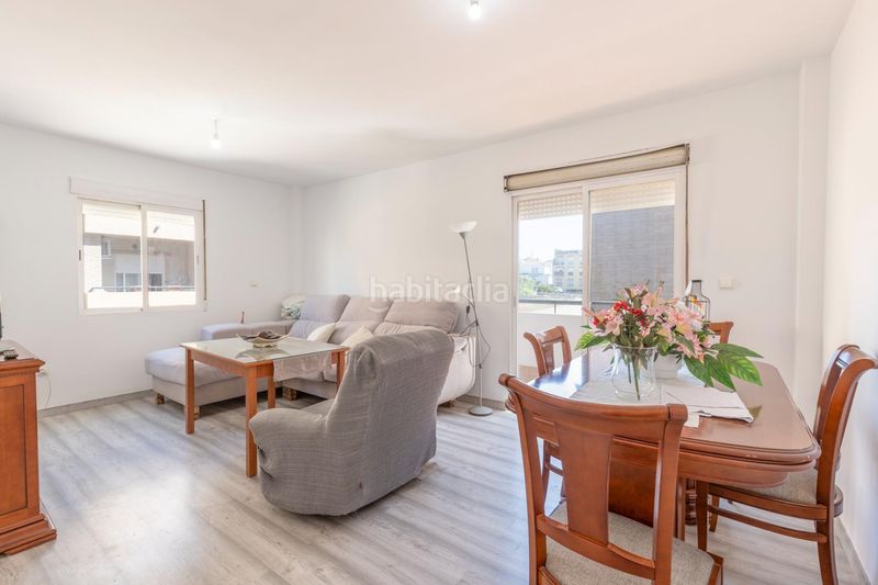 Foto ef69dc6a-79dd-4aa2-b823-37c5dbd0f13d. Flat in Atarfe