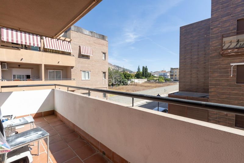 Foto efe9ee66-74df-4b78-b710-315a71026093. Flat in Atarfe