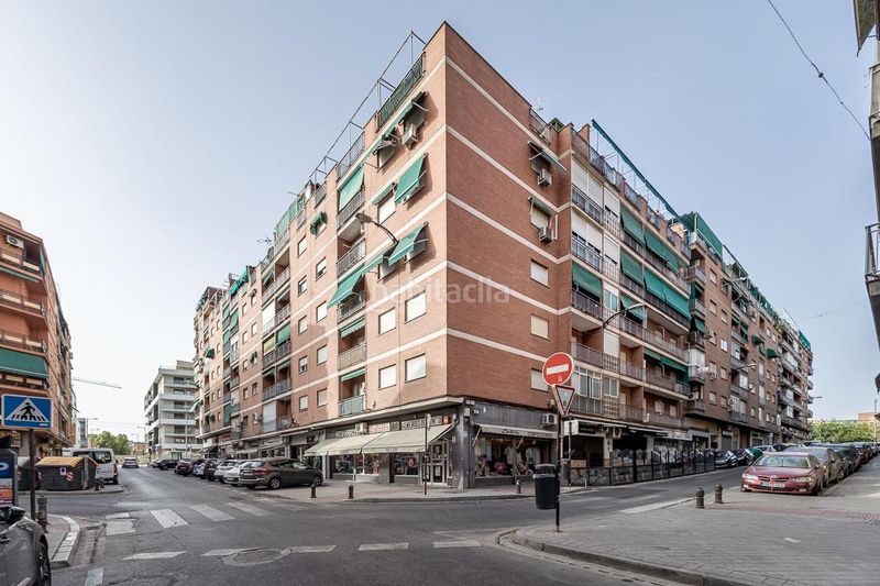 Foto cc9be332-7cac-4d2c-ac1f-e2c5b8ec6f1a. Àtic amb calefacció aparcament a Plaza de Toros Granada