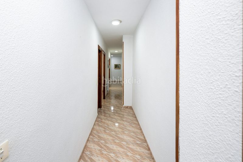 Foto a7afd626-45ea-4225-b1c8-2a7127da04a9. Pis amb calefacció a Centro - Sagrario Granada