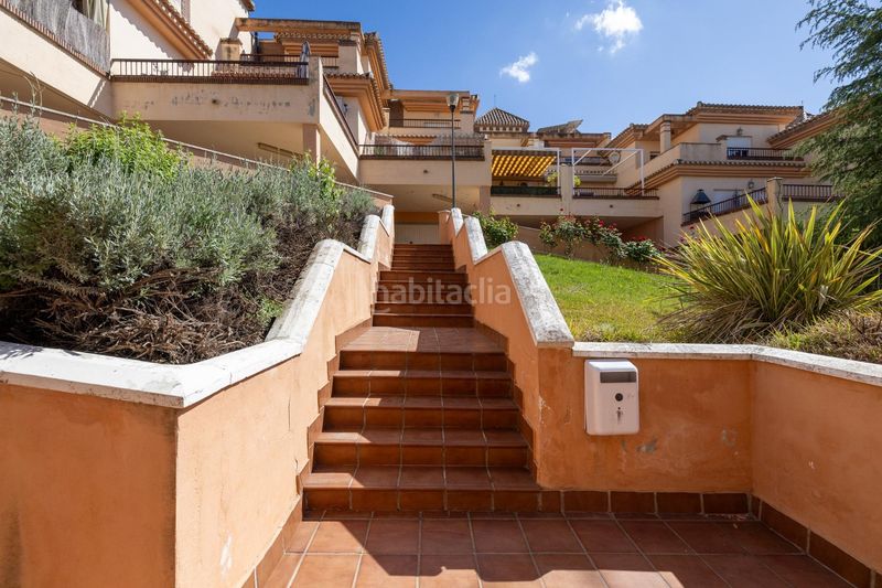 Foto 02b0c0cc-2e18-408d-825d-03b6e5d66a78. Casa adossada amb calefacció aparcament piscina a Gabias (Las)