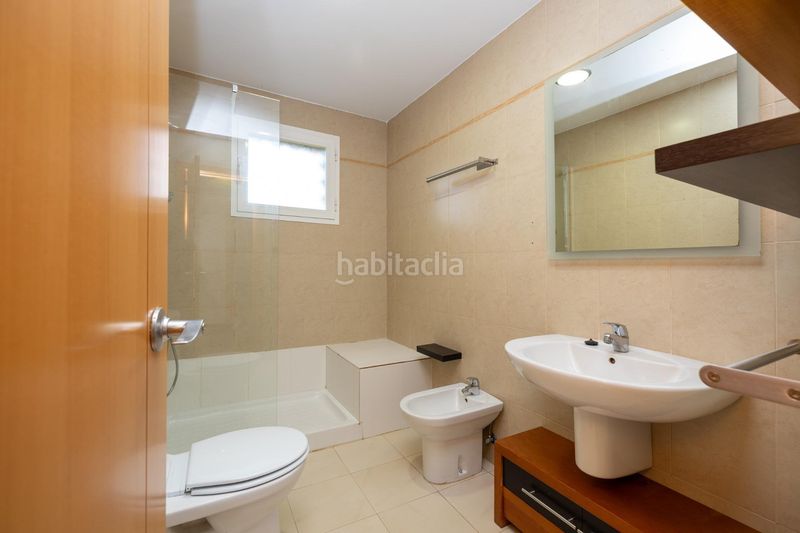 Foto 048e7d33-aec1-493e-859d-3a349b7e6391. Casa adossada amb calefacció aparcament piscina a Gabias (Las)