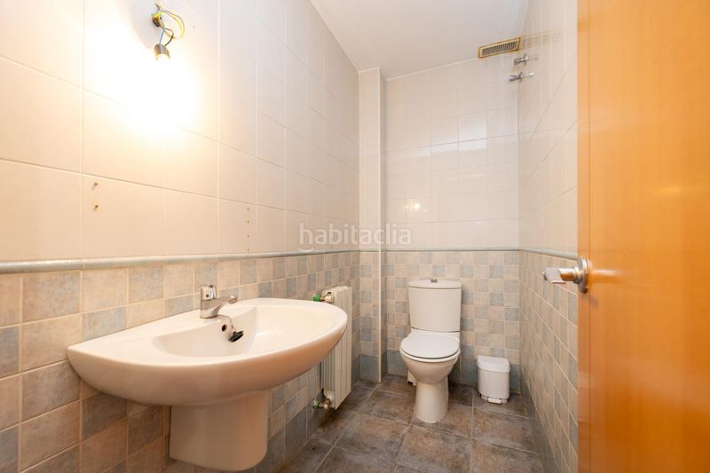 Foto 43f4372b-d427-45b0-9d60-8971045015d7. Casa adossada amb calefacció aparcament piscina a Gabias (Las)
