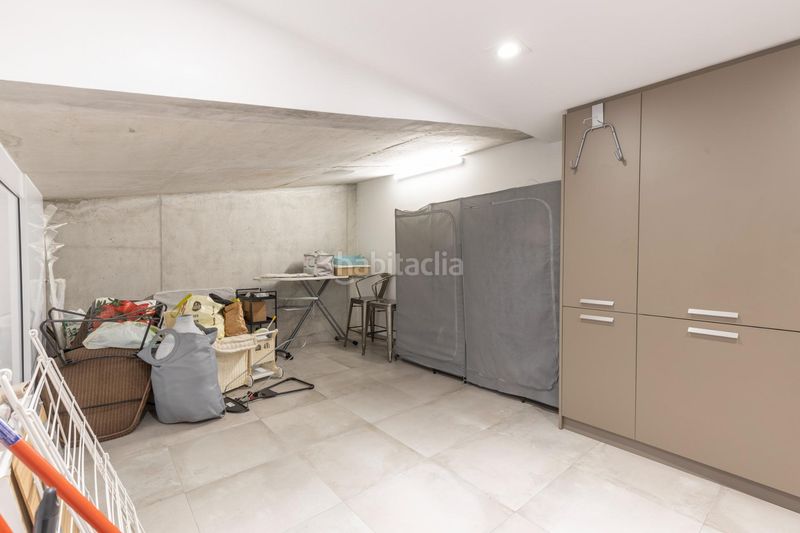 Foto 6b3ae4ac-51ce-4261-85f1-4c2e3fe4c701. Chalet with fireplace heating parking in Parque Lagos Granada