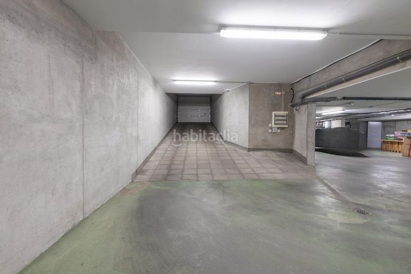 Foto a81ff1d3-eac3-48cf-972b-d41dabe86668. Chalet with fireplace heating parking in Parque Lagos Granada