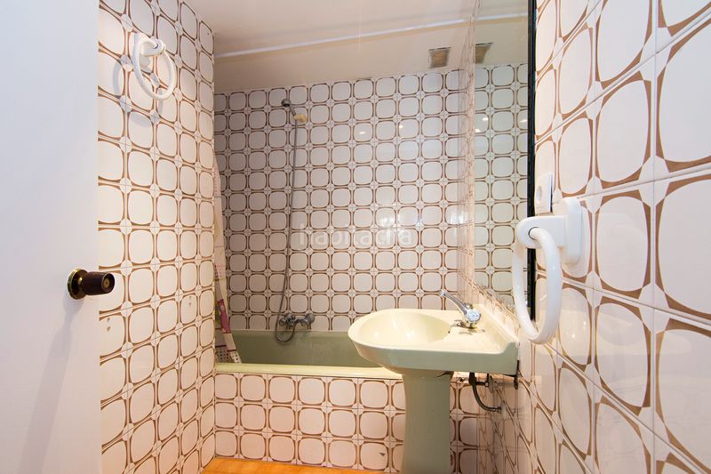 Foto 24d6ac1d-c256-4640-b8e2-d9a918e4ba1f. Rent flat with heating in Camino de Ronda Granada
