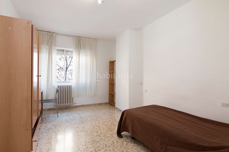 Foto 60c39842-799b-4abd-b36d-83bb5bb4722a. Rent flat with heating in Camino de Ronda Granada