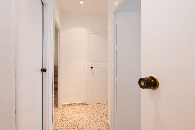 Foto c4888af1-e206-4c8a-ab7b-74989de0c8d2. Rent flat with heating in Camino de Ronda Granada