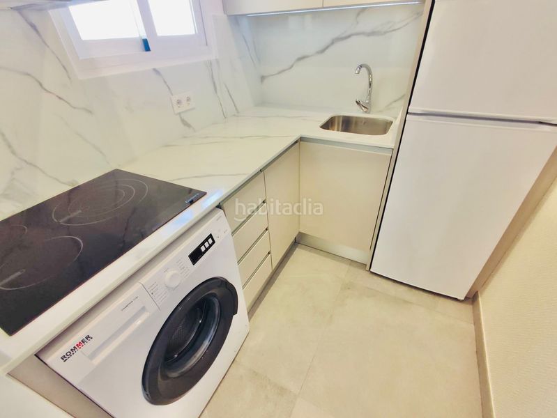 Foto a430449e-1be4-4b79-9109-bf736b9e5c8f. Rent flat with heating in Centro - Sagrario Granada