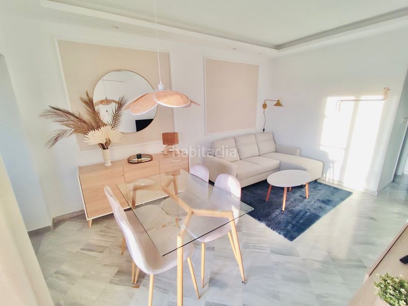 Foto b8434b17-0fb2-41f7-bcfb-0a4fcd6d9d42. Rent flat with heating in Centro - Sagrario Granada