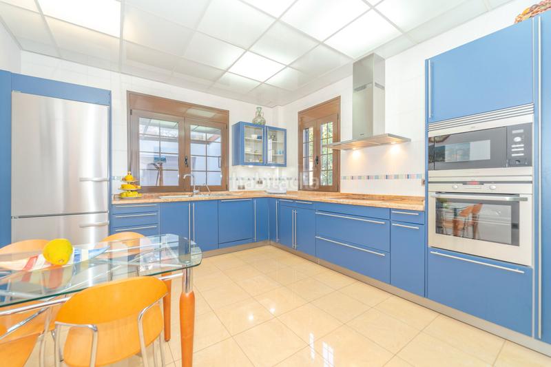 Foto 9ec3a176-294a-4e50-8cef-a4d9d7dcbbec. Chalet con riscaldamento parcheggio in Vega Lagunera San Cristóbal de La Laguna