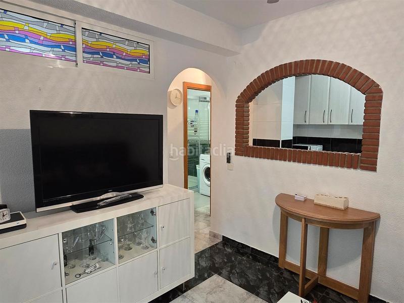 Foto 9029e3cf-9fbf-4bb6-85a3-cfb514e5de0e. Rent ground floor with pool in Montemar Torremolinos