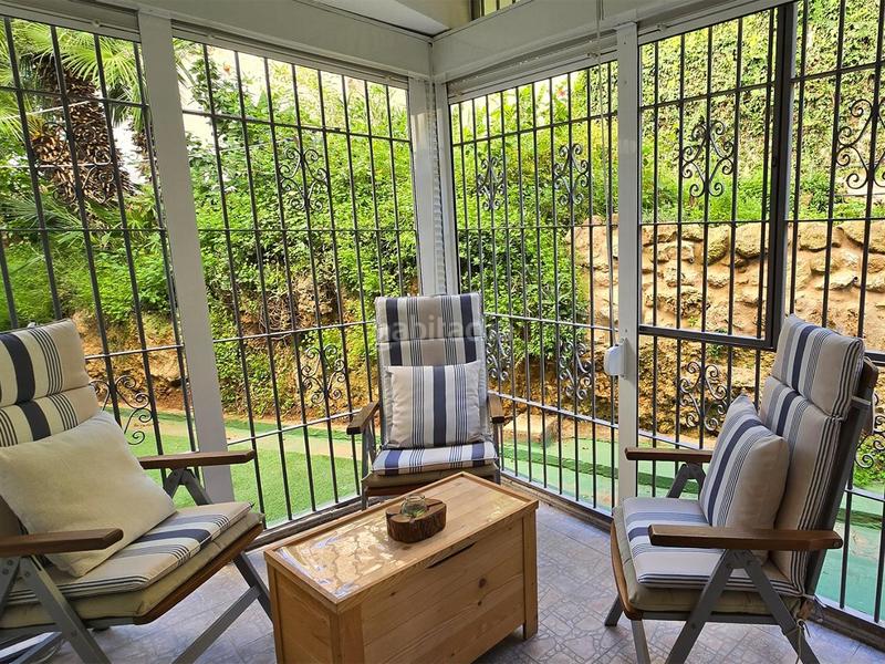 Foto ea6e240e-922e-43b2-b7fb-2f6cb099d84c. Alquiler planta baja en Montemar Torremolinos