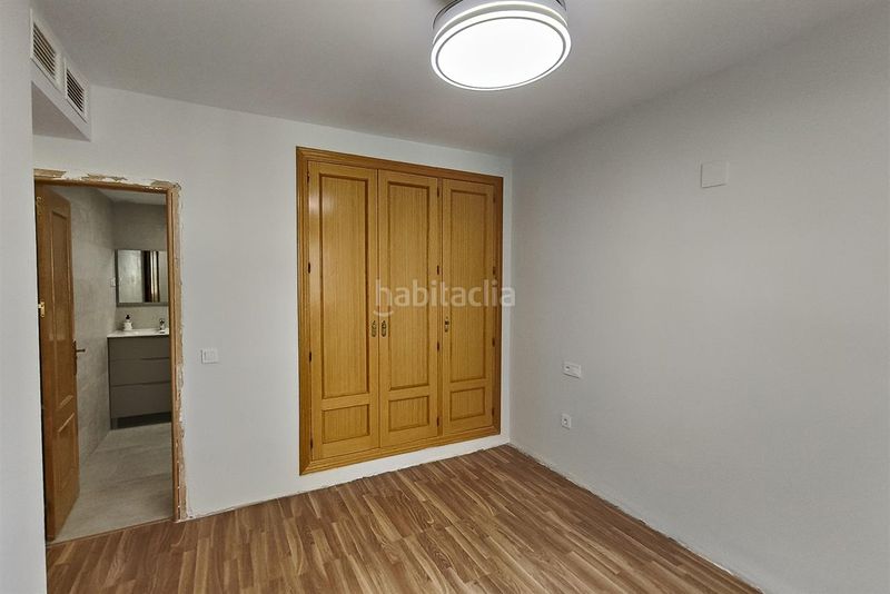 Foto d85a7d56-d1ee-4f22-bfa7-be8e26ef905d. Pis amb aparcament a El Pinillo Torremolinos