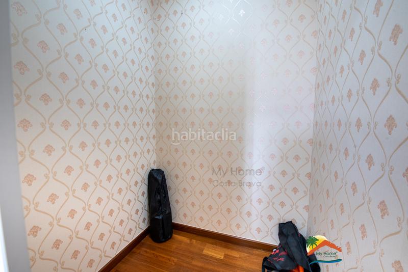 Foto 142fc80d-56e2-40b2-9548-6d3faa3e71c6. Xalet amb xemeneia calefacció aparcament piscina a Lloret de Mar