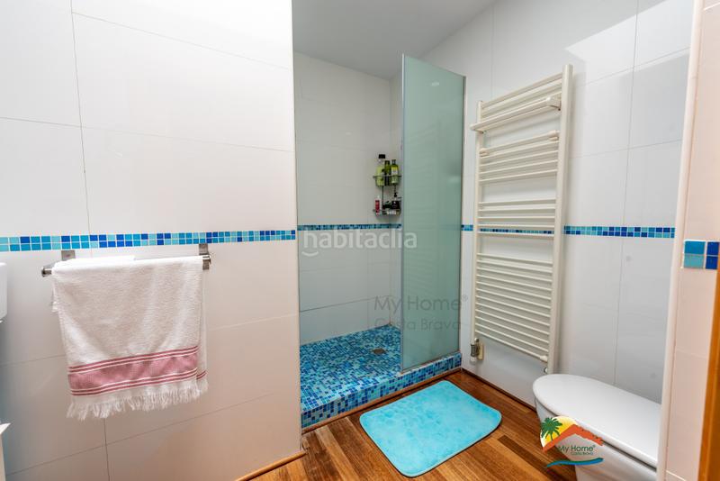 Foto 36ed4e26-b024-4066-8acc-c76bdbffde5a. Xalet amb xemeneia calefacció aparcament piscina a Lloret de Mar