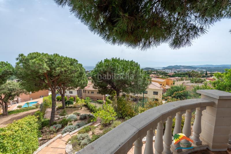 Foto 519b2831-eea2-448e-8c8b-53db9f4d57e0. Xalet amb xemeneia calefacció aparcament piscina a Lloret de Mar