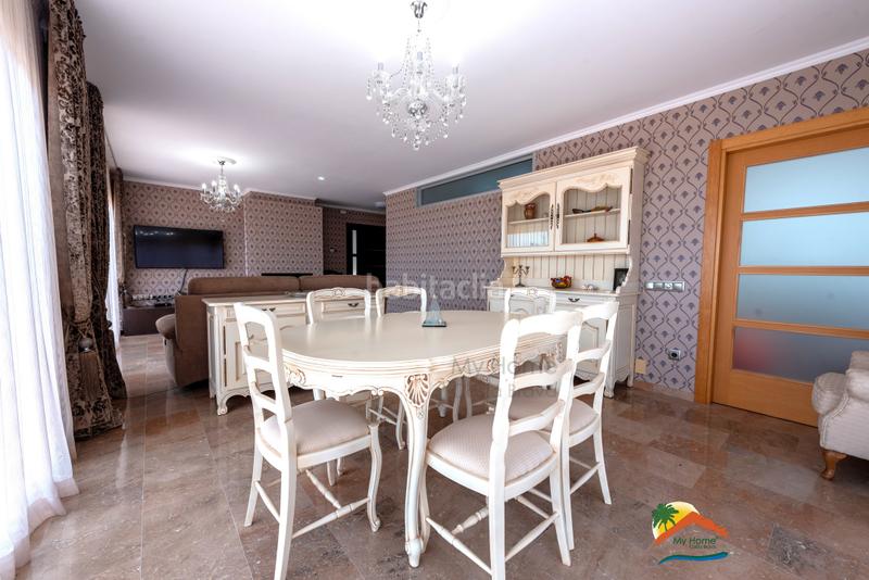 Foto ec94a7c5-d45b-4001-809c-0a9fc0f6333a. Xalet amb xemeneia calefacció aparcament piscina a Lloret de Mar