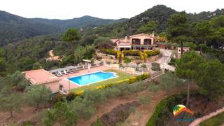 Bauernhof in Lloret Blau - La Creu de Lloret. R02424 casa con piscina, vistas al mar y licencia turística en m