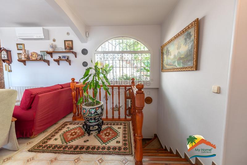 Foto c7e001c3-4e4b-4def-913f-3d24e7cd1e43. Chalet with fireplace heating parking in Roca Grossa Lloret de Mar