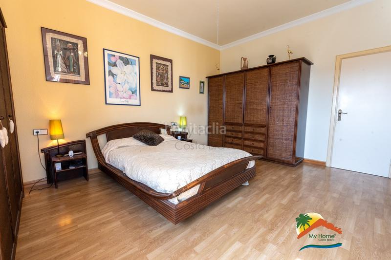 Foto 2400c801-4756-4b94-adeb-954d6ea2690e. Chalet con camino riscaldamento parcheggio piscina in Lloret de Mar