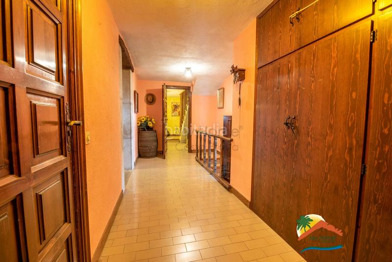 Foto b5907802-47dc-4b2c-909c-2ed2f3be8ec2. Chalet con camino riscaldamento parcheggio piscina in Lloret de Mar