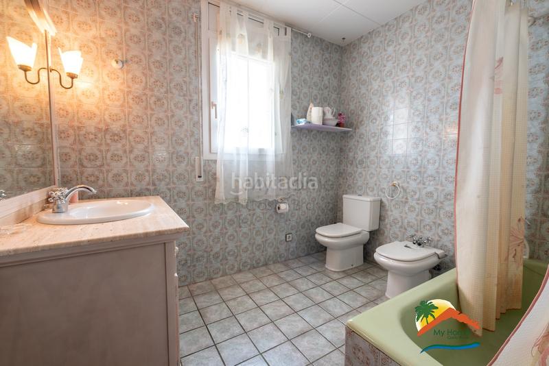 Foto c0648b07-8acd-4e75-8b26-1ffc48744bee. Chalet con camino riscaldamento parcheggio piscina in Lloret de Mar