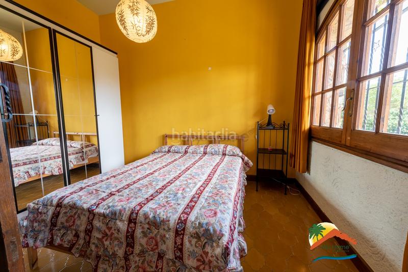 Foto c12379e5-fecb-48ec-a89c-a14e890ad911. Chalet con camino riscaldamento parcheggio piscina in Lloret de Mar