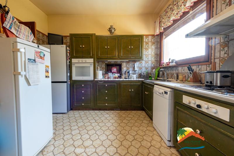 Foto cd544121-7742-49fe-9c57-0826be6e3218. Chalet con camino riscaldamento parcheggio piscina in Lloret de Mar