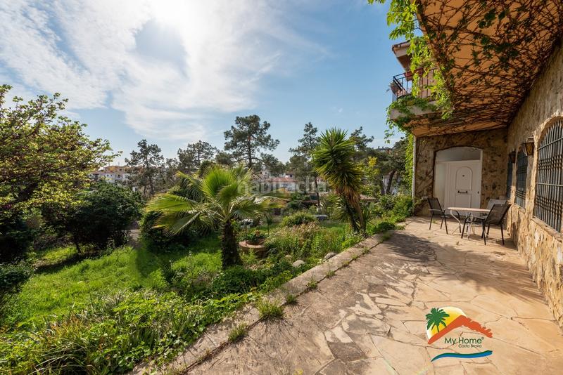 Foto d818b30d-c4bd-40e0-8f15-8ace5a7756b5. Chalet con camino riscaldamento parcheggio piscina in Lloret de Mar